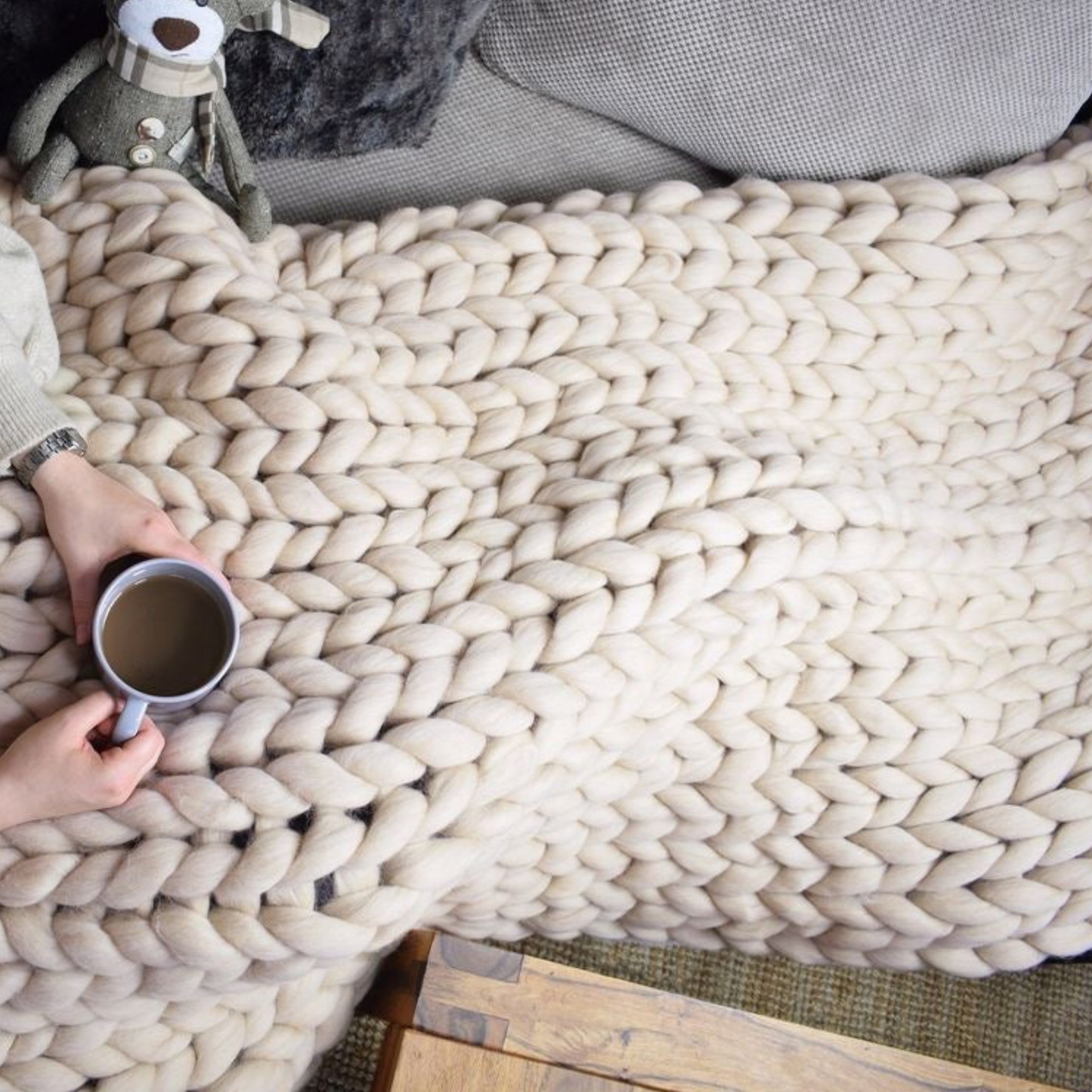 Chunky Knit Throw Blanket - Cozy Decorative Bed & Sofa Blanket
