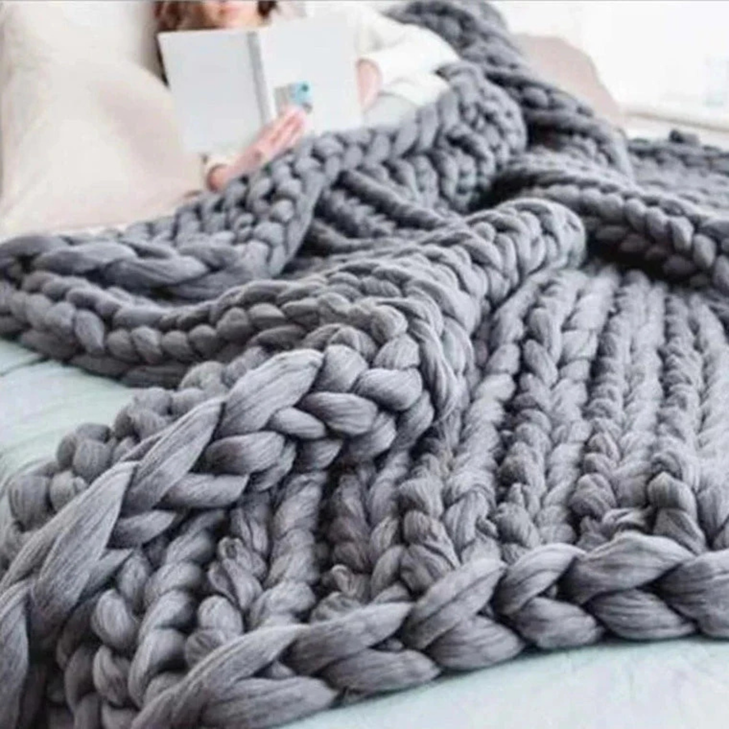 Chunky Knit Throw Blanket - Cozy Decorative Bed & Sofa Blanket