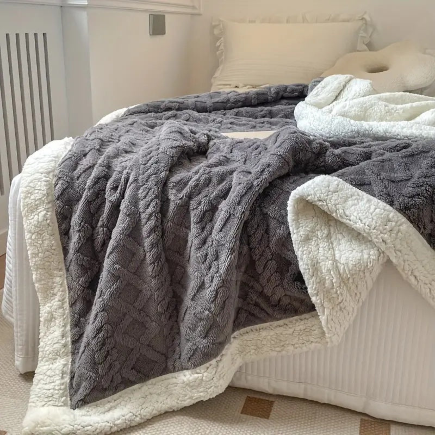 Reversible Sherpa Fleece Throw Blanket - Ultra Soft Cozy Bed & Sofa Blanket