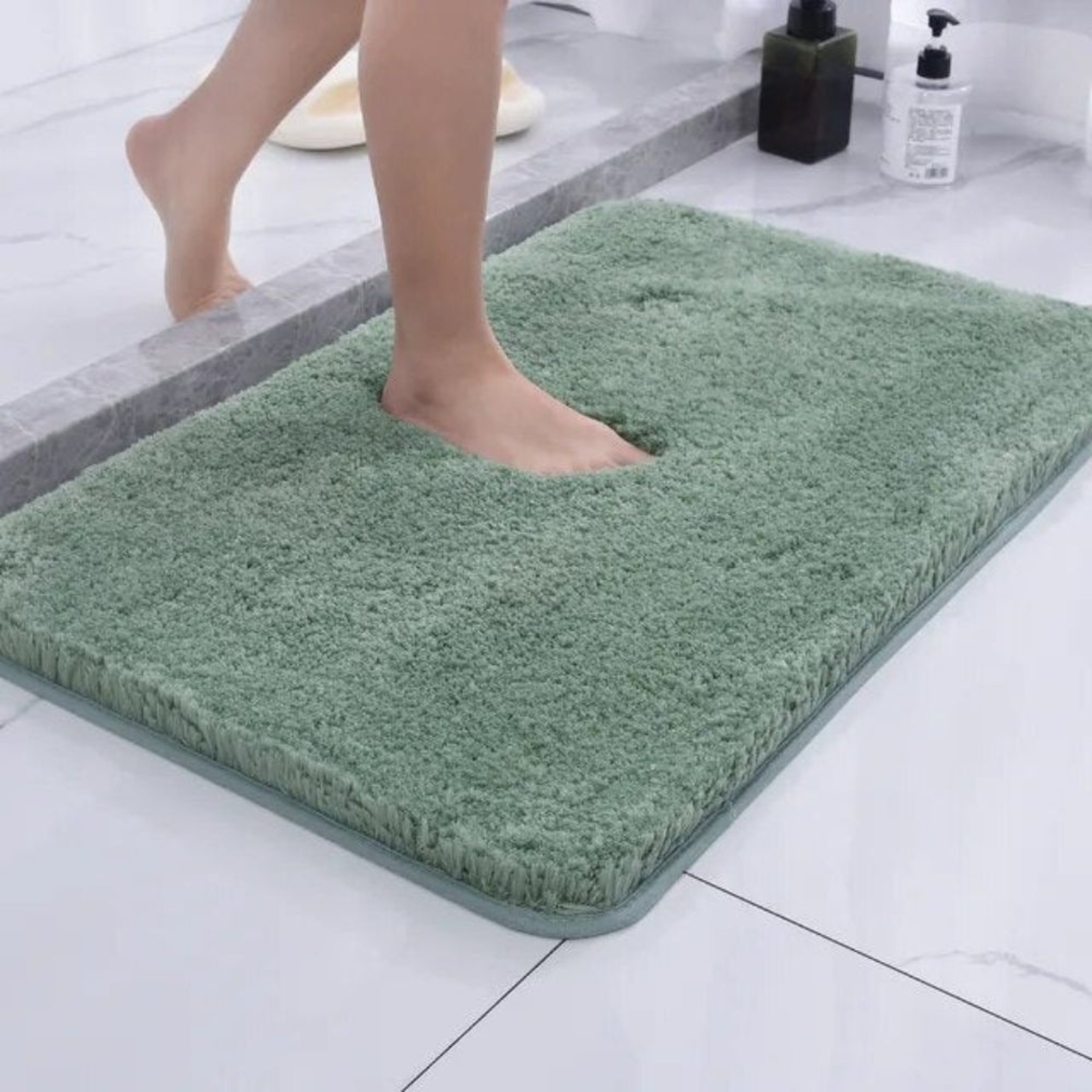 Plush Bath Rug - Ultra Soft Non-Slip Absorbent Bathroom Mat